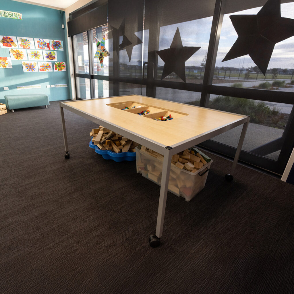 Tinker Table in Classroom