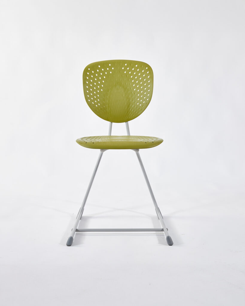 bodyfurn-flex-sled-chair-forest-front