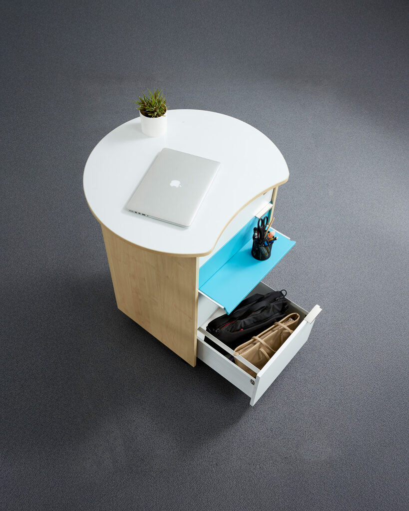teachers-hub-open-drawer-whiteboard-top