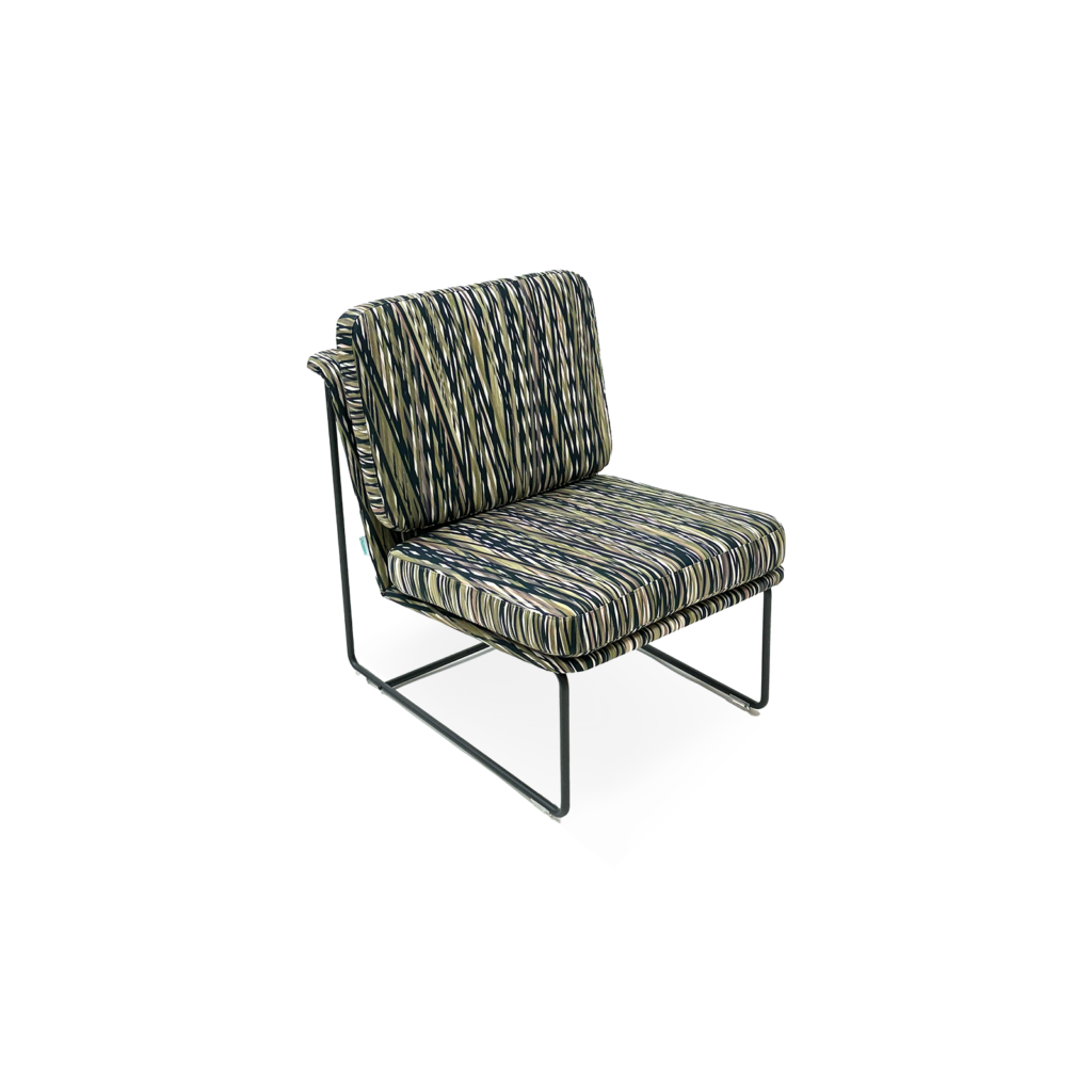 fold-chair-tupu-3-4-view